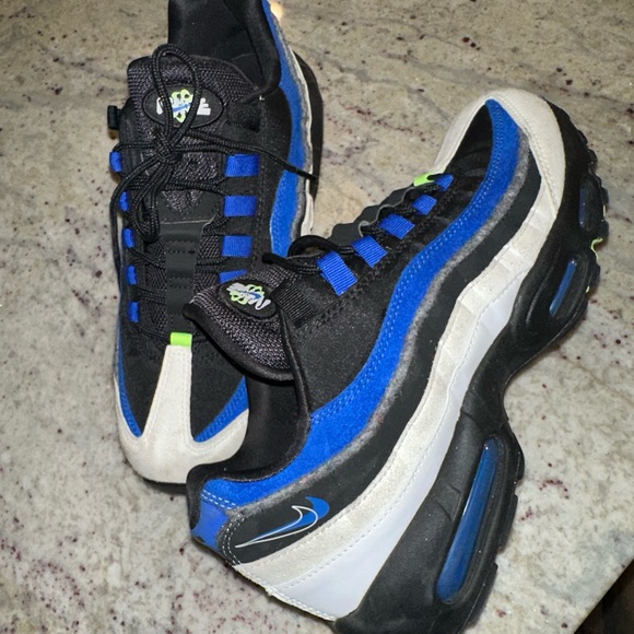 In good shape - Picture 3 of 4